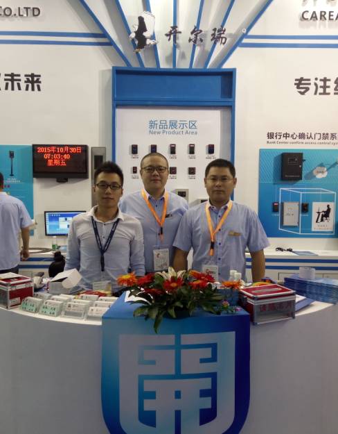 ������ƪ���ഺ�o�ڣ���������·��